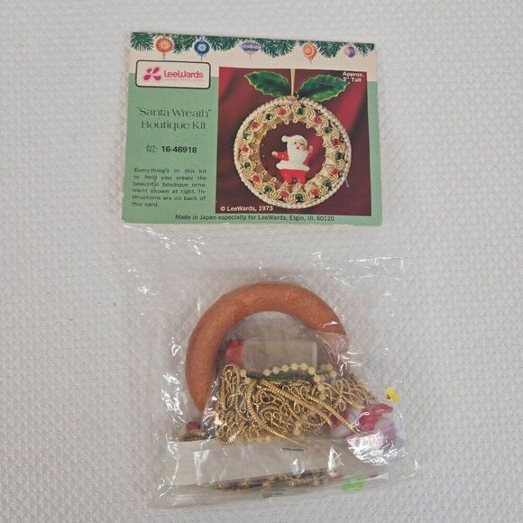 Vintage 70s Santa Wreath Boutique Kit Lee Wards - Picture 2 of 5